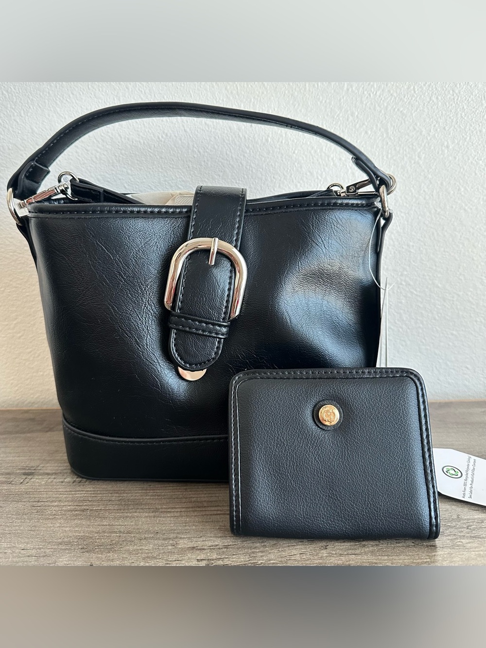 No Boundaries Bucket Bag Faux Leather Moto and Time and Tru black wallet New